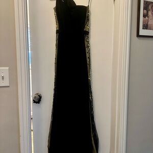 Elegant Black and Gold Evening Gown